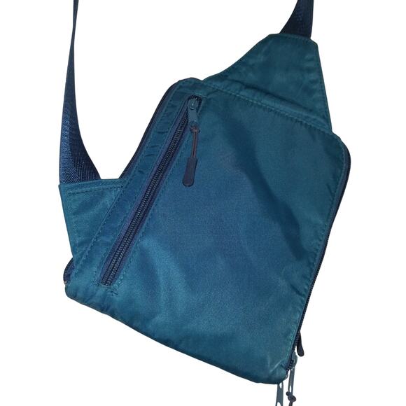 Teal Slingbag By Buns With Waterbottle Holder And Adjustable Strap Nylon - Picture 8 of 9